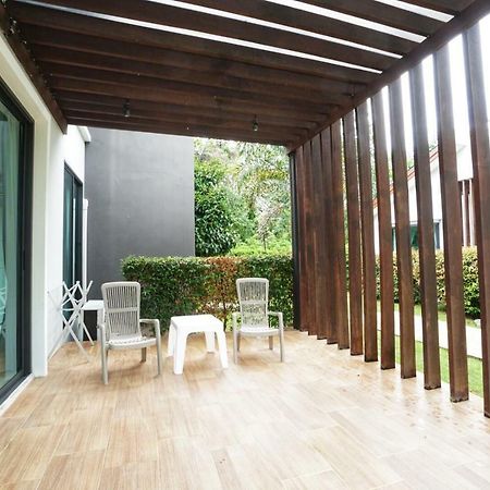 Sea Space Villa Phuket Rawai Kültér fotó